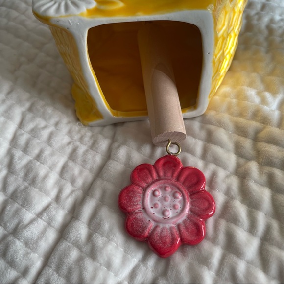 Ceramic honeybee wind chime - Picture 7 of 8